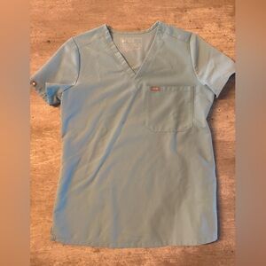 Women’s Fig Scrub Top. XS.